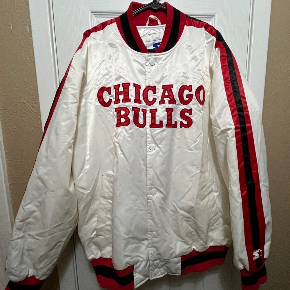 Starter Chicago Bulls Retro Bomber Jacket XL